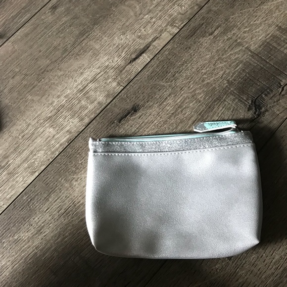 Small makeup bag - Picture 2 of 2